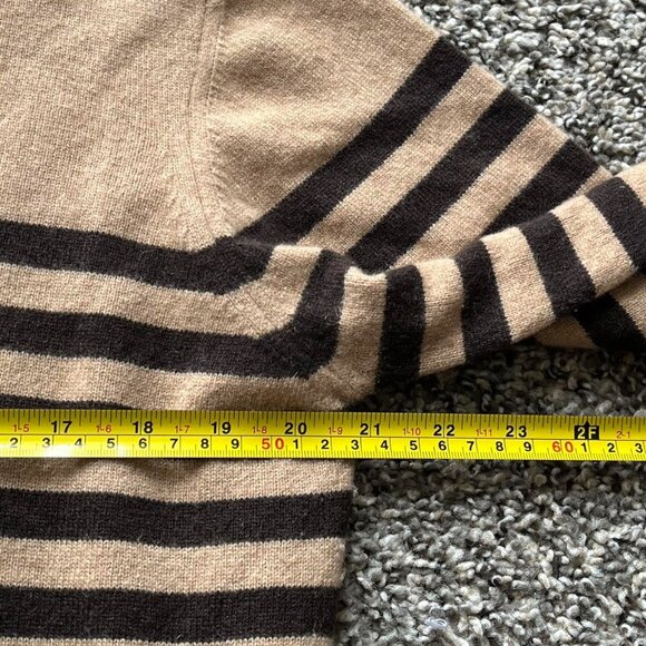 Saks Fifth Avenue Blouse Women XL Brown Black Striped 100% Cashmere Luxury Chic - Picture 6 of 7